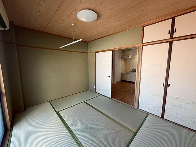 寝室