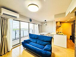 ファーストリンクレジデンス 3LDKのリビング/ダイニング