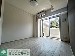 GENOVIA谷塚 1階1Kのリビング/ダイニング