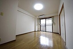 JR武蔵野線 三郷駅 徒歩7分の賃貸マンション 1階3DKのリビング/ダイニング