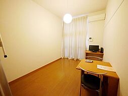 レオパレスオンダ 207 2階1Kのリビング/ダイニング