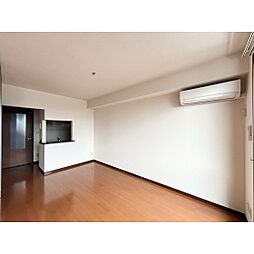 シャロームＭ 2階1LDKのリビング/ダイニング