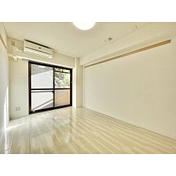 バースランド小松島 308 3階1Kのリビング/ダイニング