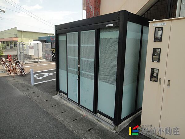 ひまわりマンション