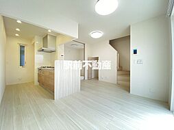 Ib.one 102 1階2LDKのリビング/ダイニング