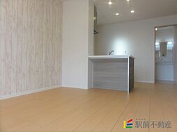 ile・est 201 2階2LDKのリビング/ダイニング