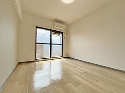 インテリジェントコーポ　ＮＯ．10 605 6階1Kのリビング/ダイニング