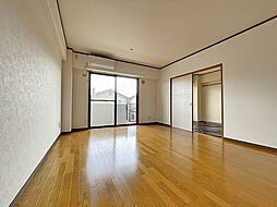 エクセル＆ピア三峰 203 2階2LDKのリビング/ダイニング