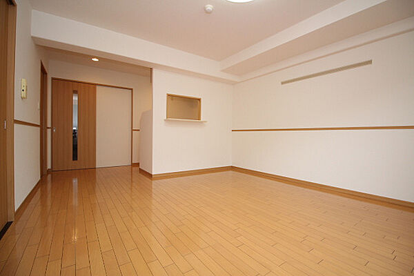 フローラ仲西町