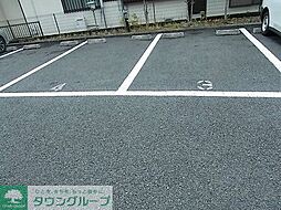 27 / 34