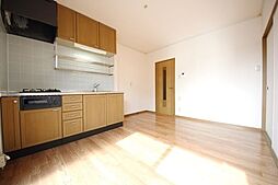 ラークヒルズ 103 1階2DKのリビング/ダイニング