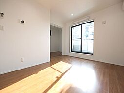 CRASTINE弥次ヱ町4丁目B棟 2階1LDKのリビング/ダイニング