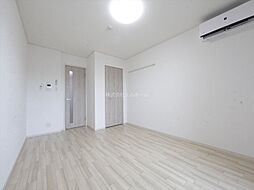 シロノハウス 1階1Kのリビング/ダイニング