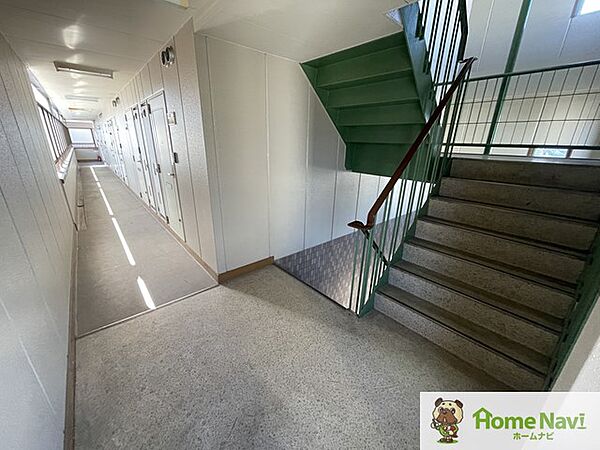 画像22:共用廊下・共用階段