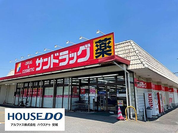 周辺を拡大表示