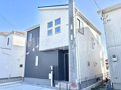 外観：暮らしやすさと居心地の良さにこだわったシンプルで飽きのこないデザイン ！