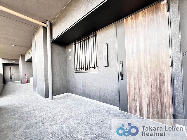 玄関 レーベン長町南THE CROWNED 1階/-