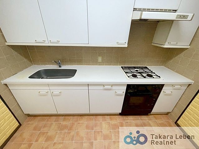 キッチン ル・アール高尾エグザフォート 3階/-