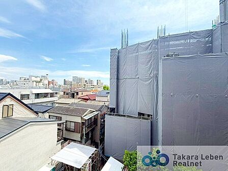 住戸からの眺望。風通しが良く、お洗濯物も早く乾きそうです。毎日のお洗濯が楽しみになりそうです。