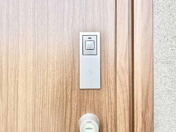 玄関を拡大表示