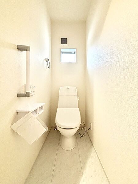 トイレを拡大表示