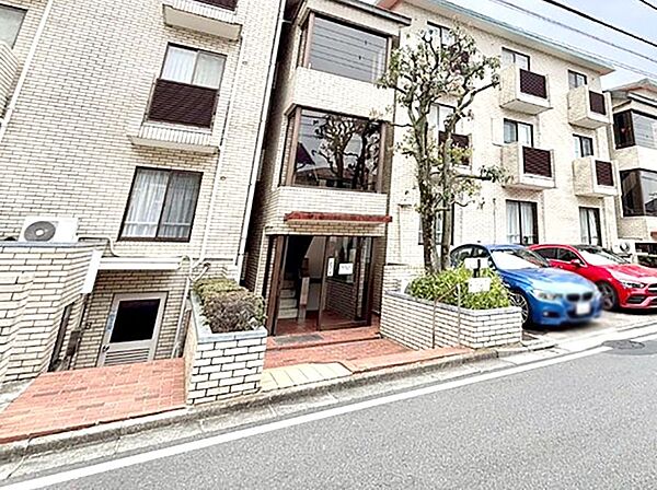 エントランスを拡大表示