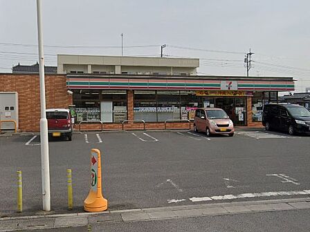 コンビニ 100m セブン-イレブン 新白岡駅西口店