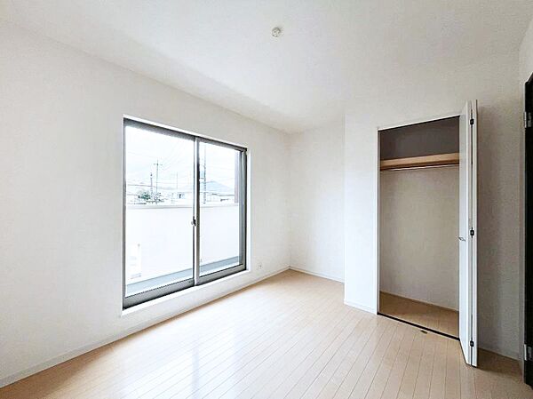 寝室を拡大表示