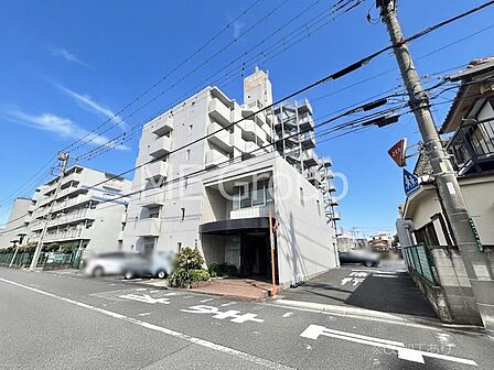 溢れる陽光でご家族の笑顔も輝く