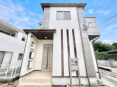 外観：暮らしやすさと居心地の良さにこだわったシンプルで飽きのこないデザイン ！