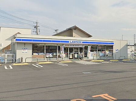 コンビニ 700m ローソン草加青柳七丁目店