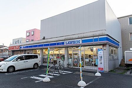 コンビニ 41m ローソン 足立谷在家店
