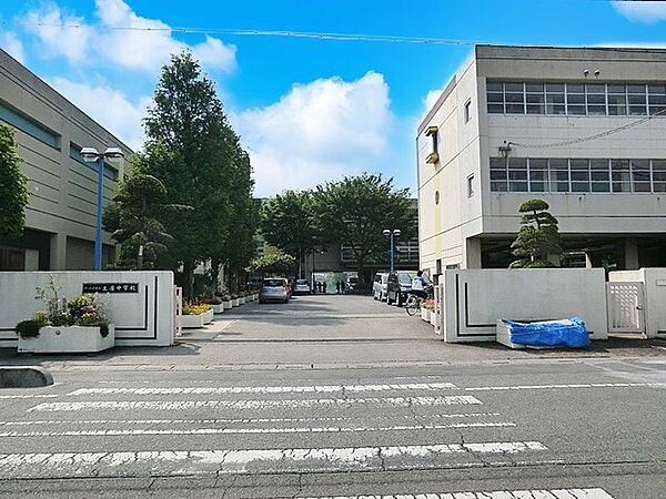 周辺を拡大表示
