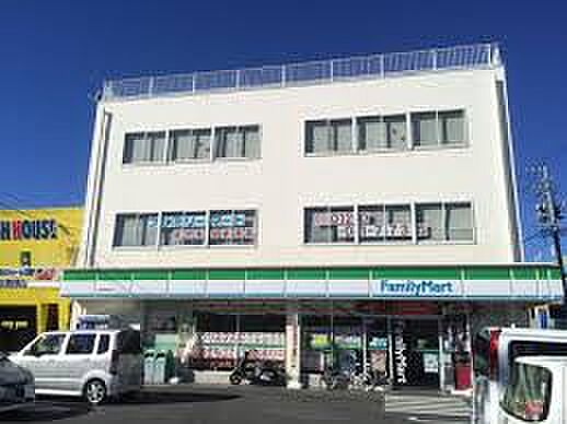 画像17:ファミリーマート 寝屋川寿町店（180m）