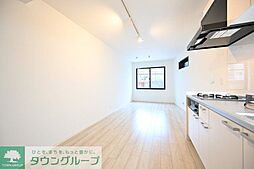 東急池上線 御嶽山駅 徒歩3分の賃貸マンション 1階2LDKのリビング/ダイニング