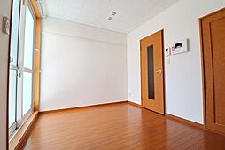 東急田園都市線 長津田駅 徒歩6分の賃貸アパート 2階1Kのリビング/ダイニング