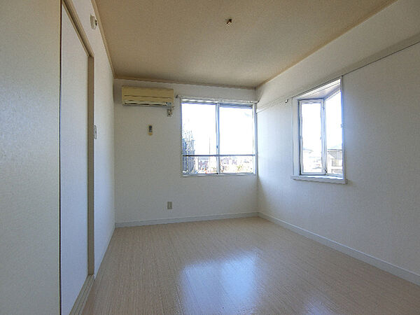 apartment 茨城県つくば市花畑2丁目1-4
花畑（その他）の賃貸情報を見る
物件地図