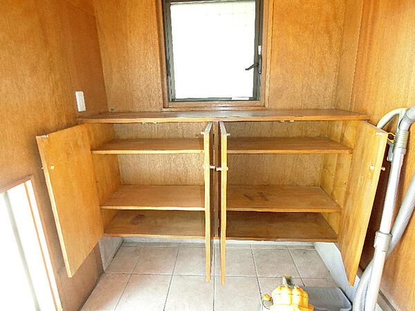 detached 茨城県常総市水海道橋本町3488-2

地図を見る