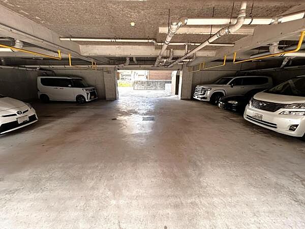駐車場を拡大表示
