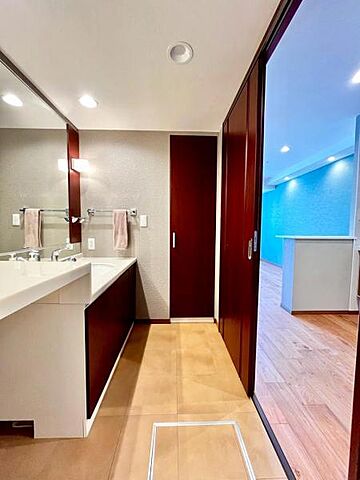 その他 ルネ神戸旧居留地109番地 7階/-