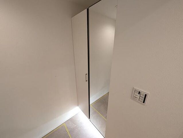 玄関 秀和日暮里レジデンス 2階/-