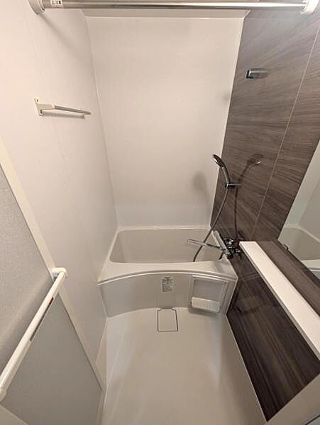 浴室を拡大表示