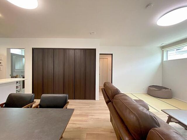 リビング/ダイニング 日野市三沢5丁目