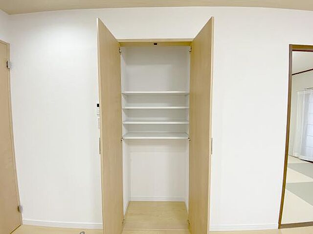 収納 ライオンズマンション京王永山 2階/-