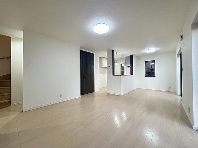 リビング/ダイニング 八王子市片倉町