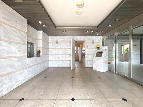 エントランスを拡大表示