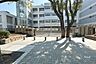 周辺：難波の梅小学校[公立]の外観