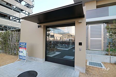 駐輪場の出入口