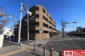 FJ日進通  ｜ 愛知県名古屋市千種区日進通6丁目1（賃貸マンション2K・3階・42.77㎡） その1