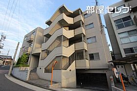 PLATZKAKUOUZAN  ｜ 愛知県名古屋市千種区山門町2丁目2-2（賃貸マンション1LDK・3階・58.55㎡） その1